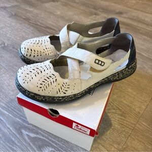 Rieker Daisy 75 Slip-On Women's Slip On EUC 60826-90 EU39